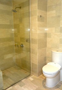 トレーダースホテル-クアラルンプールの部屋のトイレ
