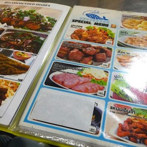 シーロムのシーフードレストラン-bangkok-lek-seafood
