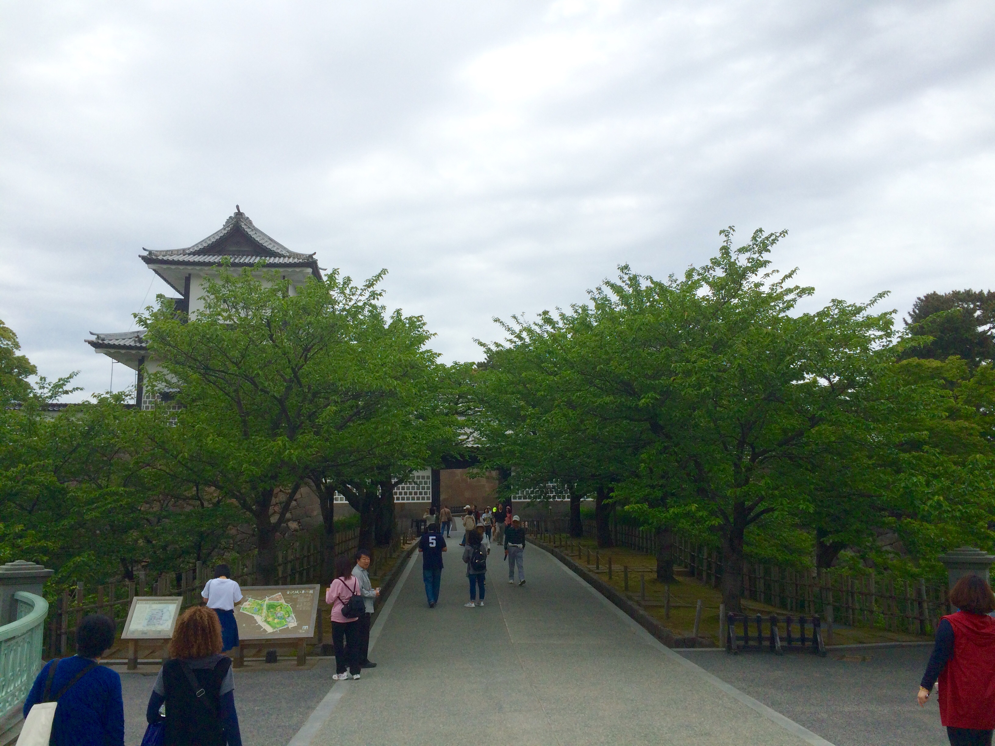 金沢城-人気の観光スポット-KANAZAWA Castle-2